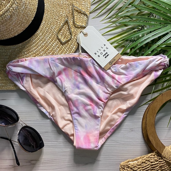 Billabong 🌸 Pink/Lilac Tie-Dye Bikini Set - Picture 6 of 14